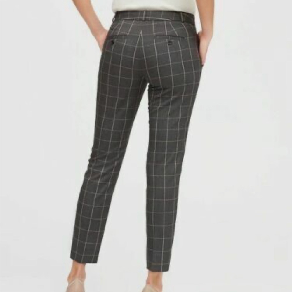 BANANA REPUBLIC WOMEN AVERY STRAIGHT FIT GRAY PLAID ANKLE PANT. 12 - Picture 2 of 2